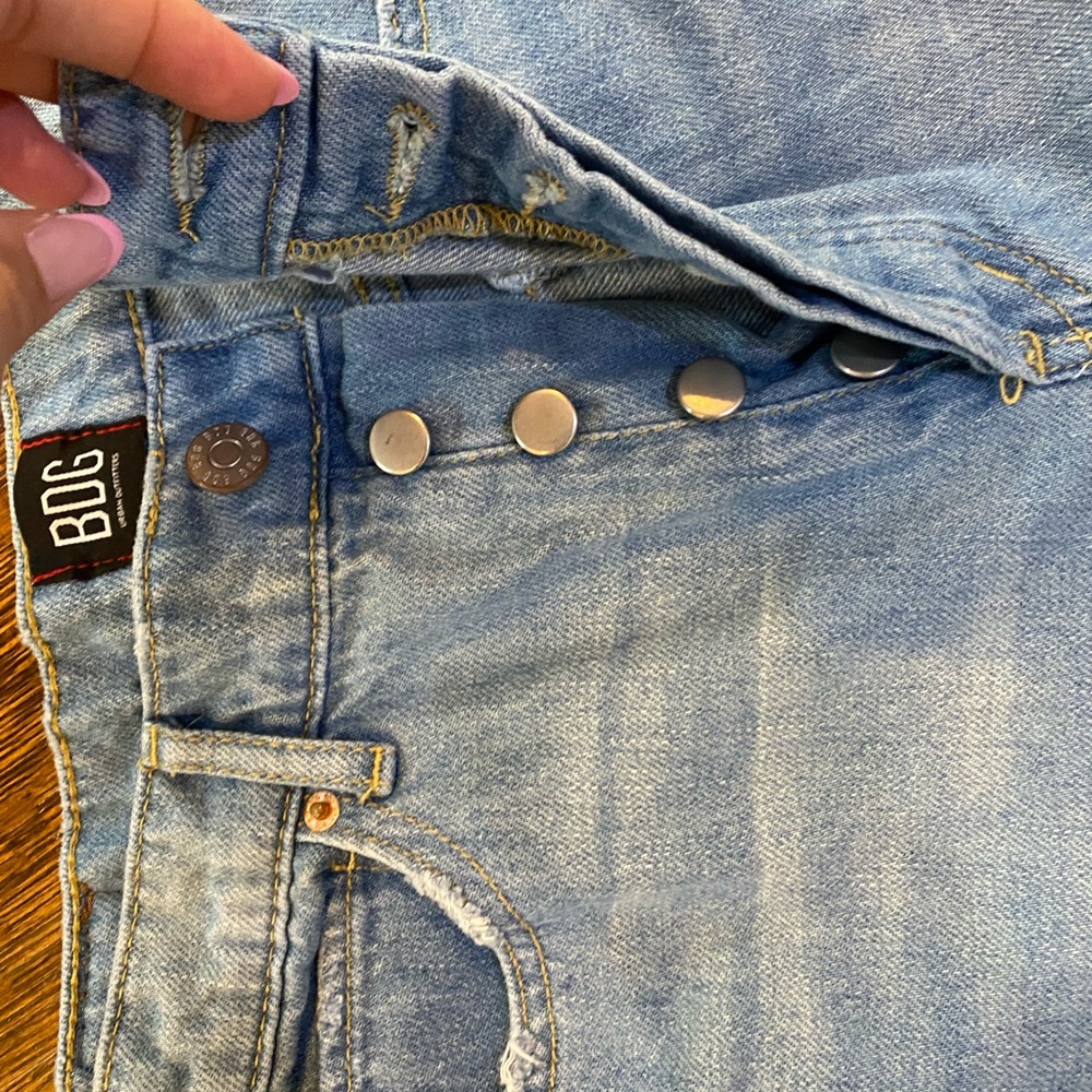 BDG distressed jeans - Picture 5 of 6